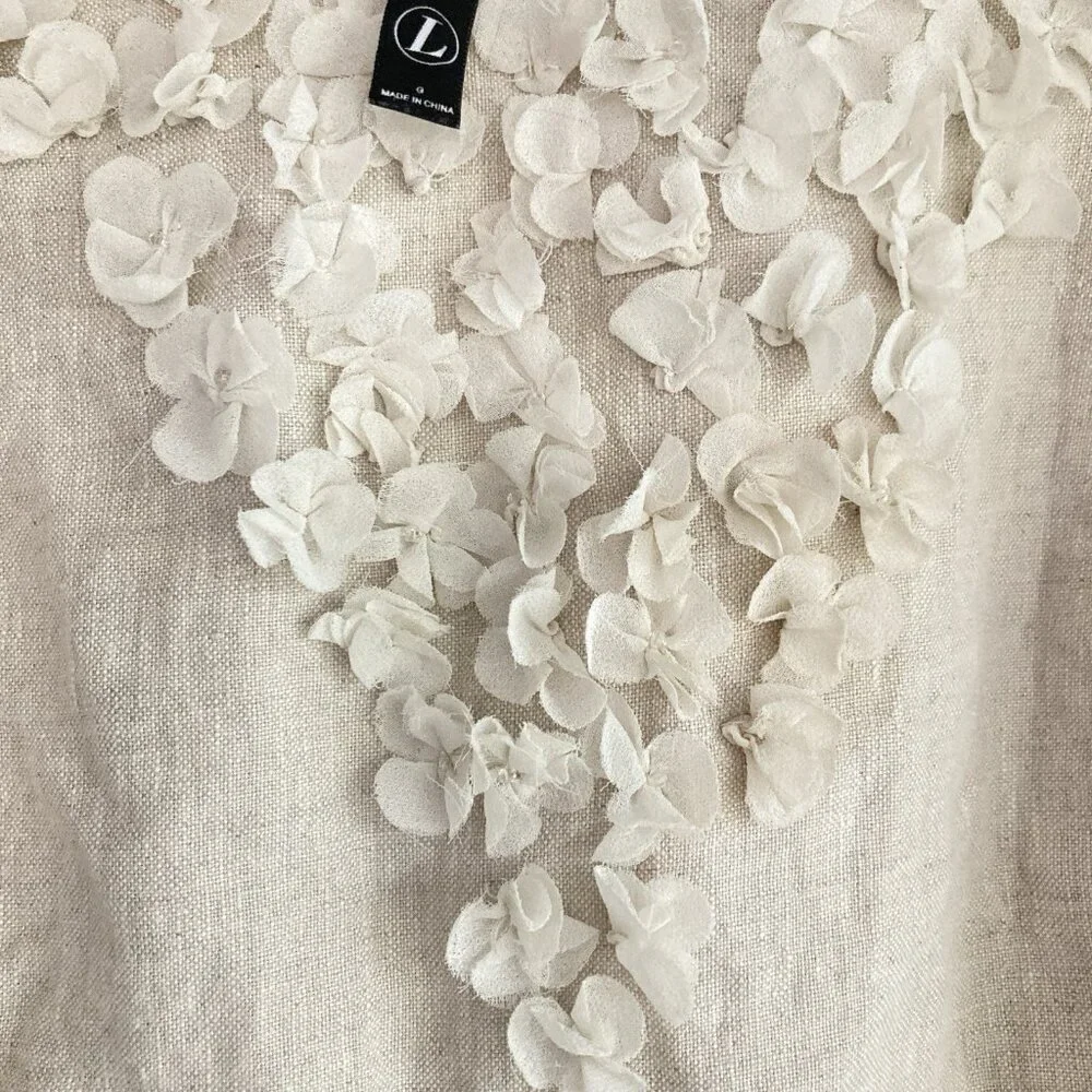 Kensie Linen Mini Dress in Natural Cream with Floral Appliqué - Picture 4 of 14